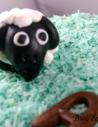 Tomate-mozza version tête de momie (entrée d’halloween)