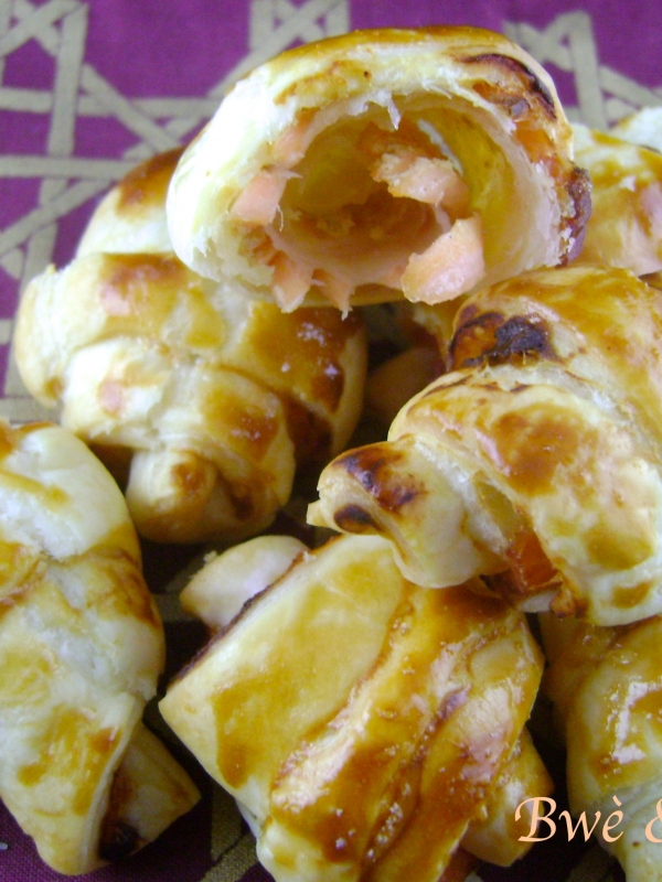 Croissants feuilletés au saumon