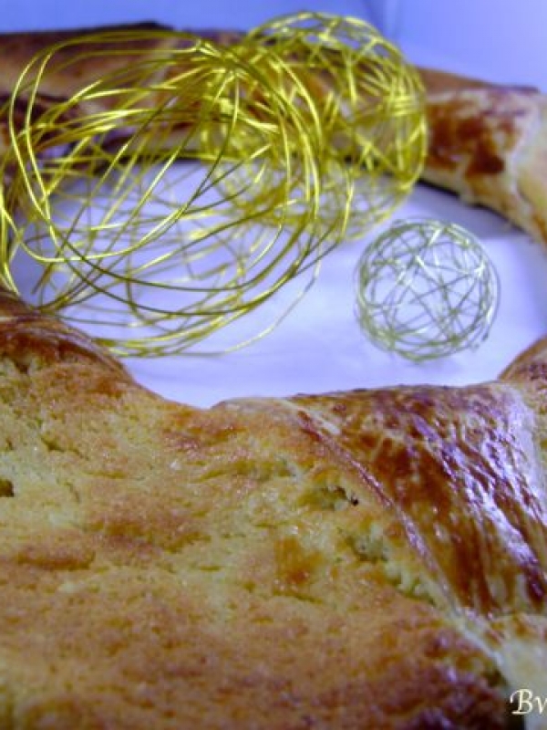 Galette couronne des rois à la frangipane