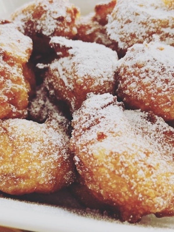 Beignets de Mardi Gras comme aux Antilles