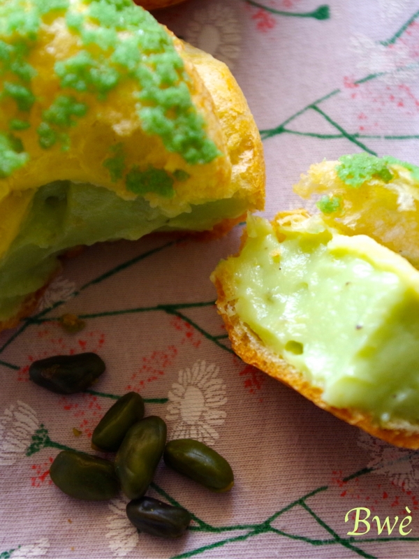 Choux à la pistache