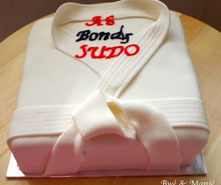 Gâteau kimono (cake design)