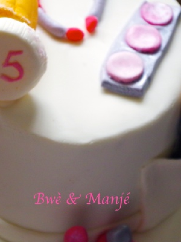 Gâteau blouse blanche {cake design}