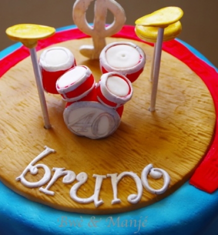 Gâteau batterie {Cake Design}