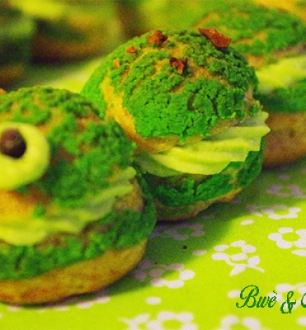 Chounille {choux mousseline pistache}