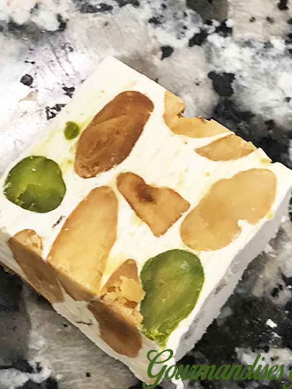 Nougat blanc