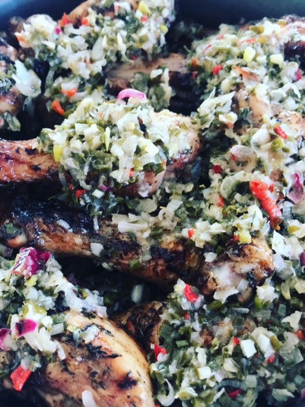 Sauce chien. Sauce créole pour grillades.