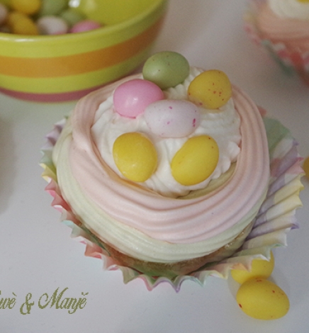 Nids de Pâques {meringue et chantilly}