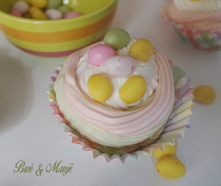 Nids de Pâques {meringue et chantilly}