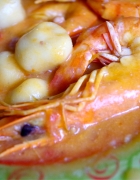 Layer cake vanille-fraise (décoration Rose swirl )