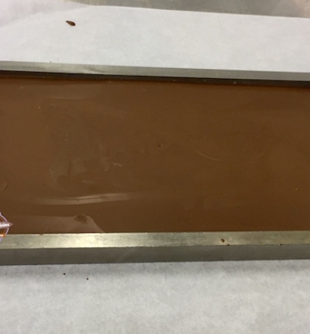 Chocolat au lait praliné (chocolat bonbon)