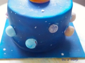 gâteau astronomie pâte à sucre