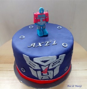 gâteau optimus prime