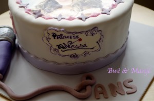 gâteau pâte à sucre violetta