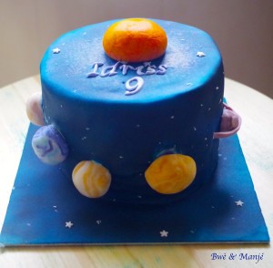 gâteau système solaire cake design