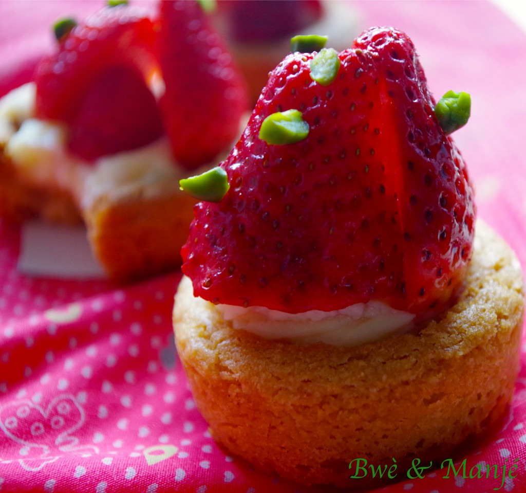 Tartelettes aux fraises (base sablés bretons)